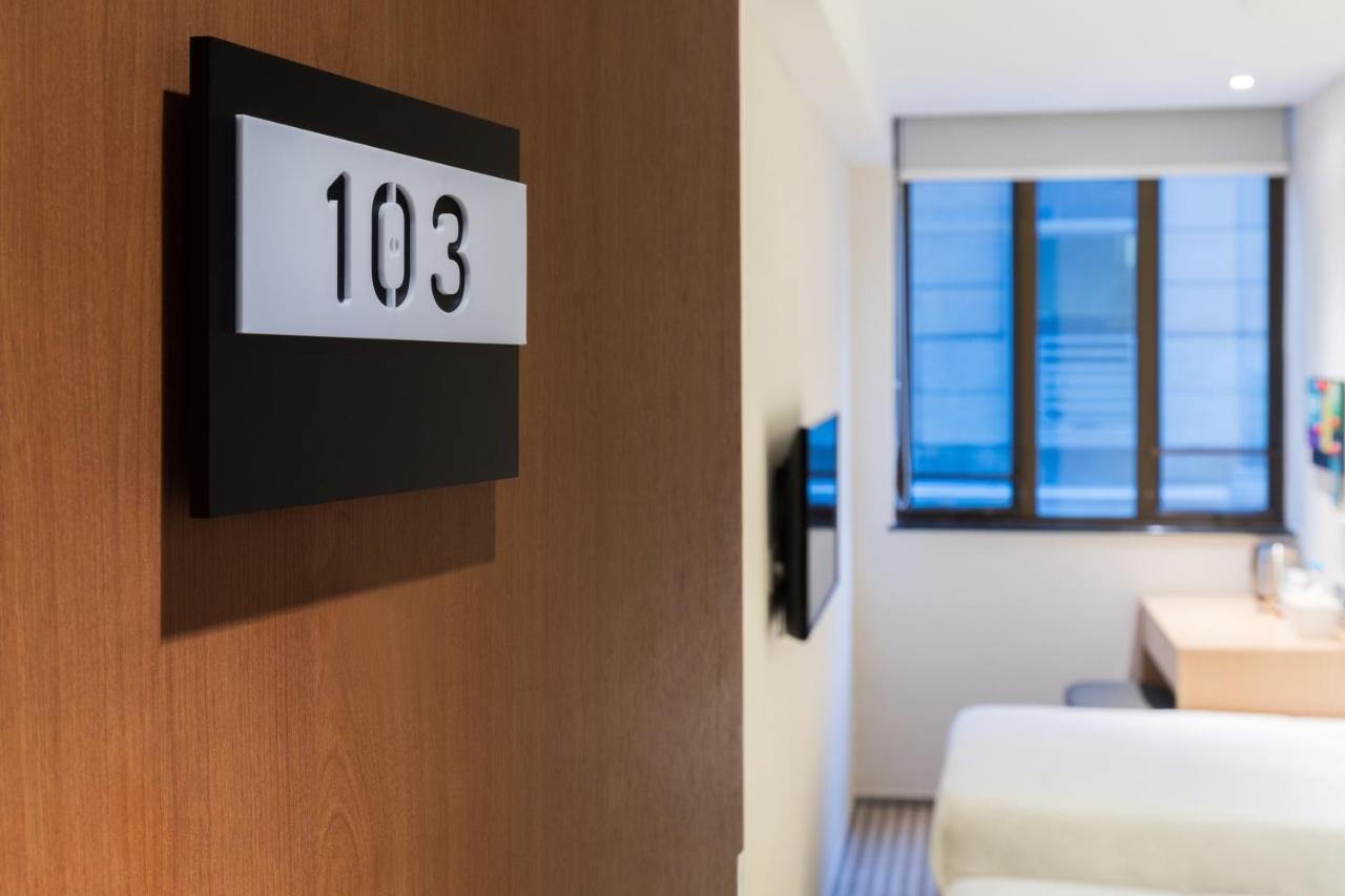 Dash Hotel On Minden Гонконг Экстерьер фото